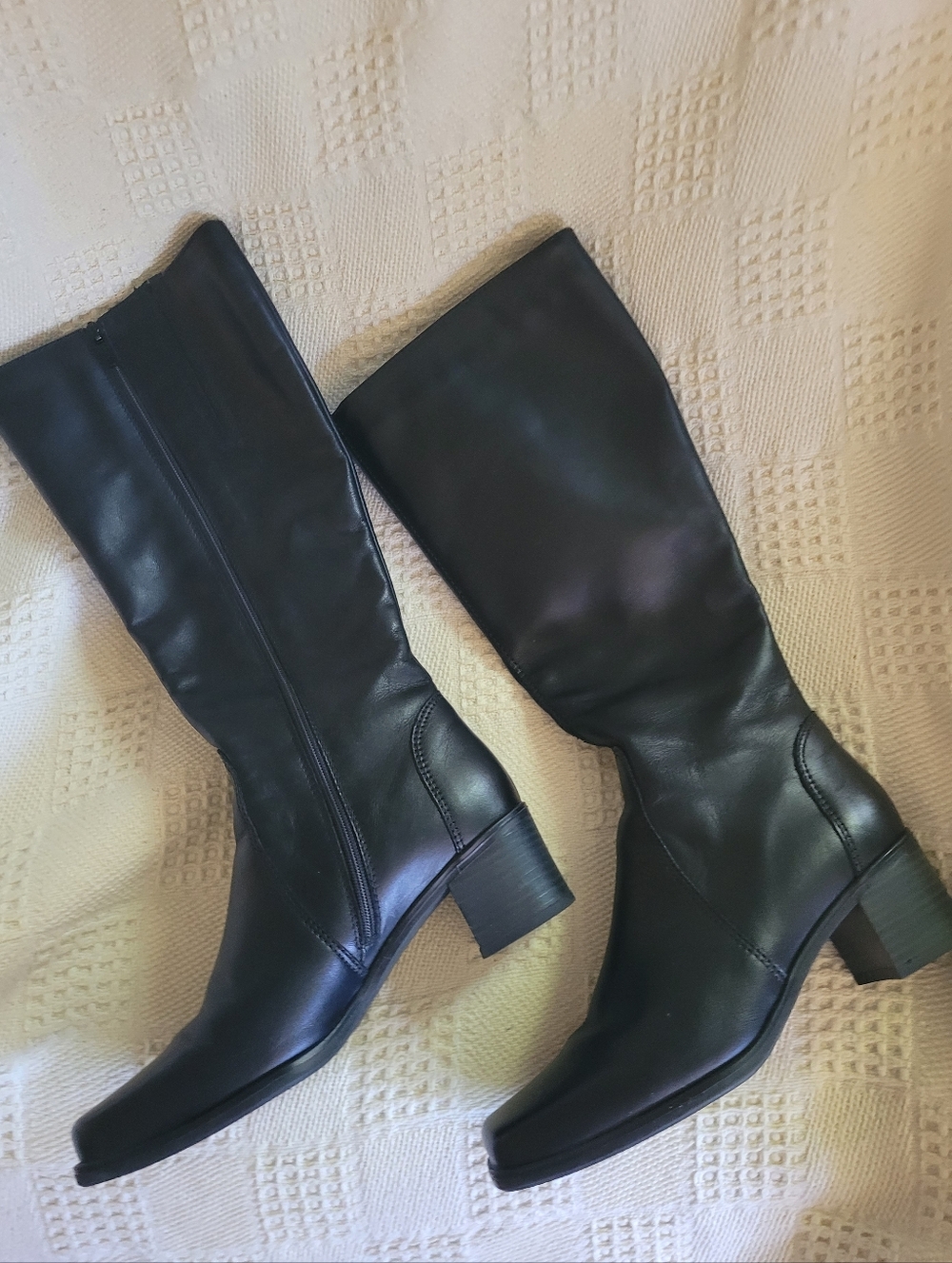La Canadienne Leather Boot, Black Waterproof